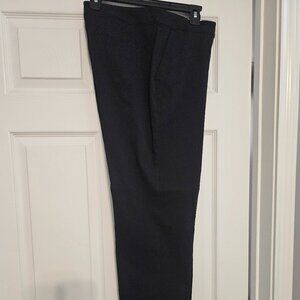 Izod Black Pants Short Size 12